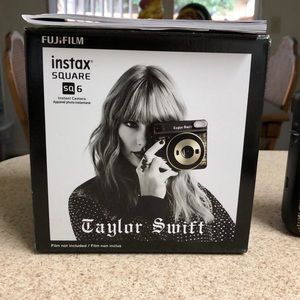 Taylor Swift instax square camera